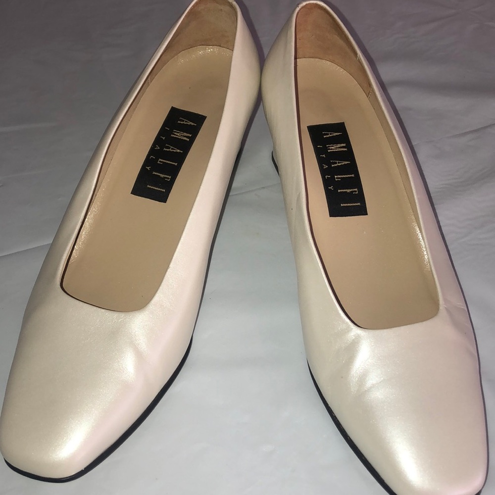 Cream Heels